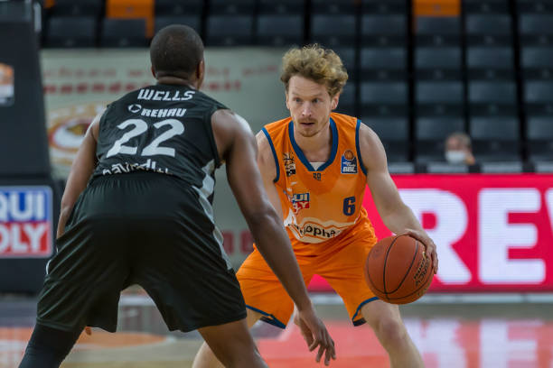 锋线核心的 锋线核心的